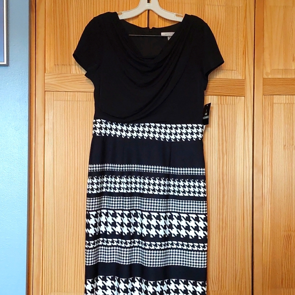 Black and white patterned dress